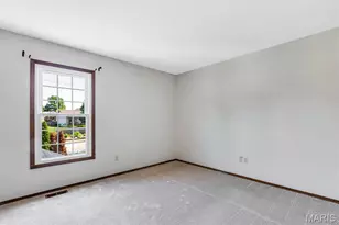 2100 7 Oaks Dr, Saint Charles, MO 63303 - Photo 21