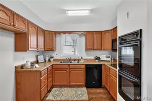 1875 Buffalo Run Dr, Pacific, MO 63069 - Photo 9