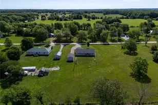 30421 Peach Blossom Ln, Lebanon, MO 65536 - Photo 43