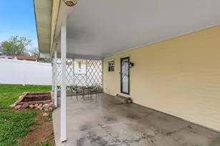 701 Nora St, Washington, MO 63090 - Photo 7