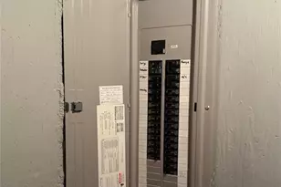 9133 Kit Dr, Saint Louis, MO 63123 - Photo 15