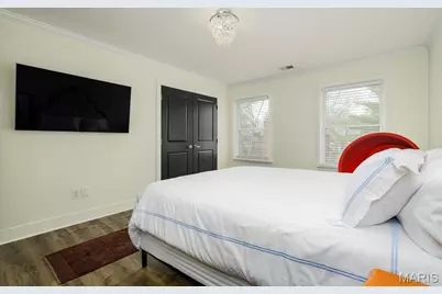 7902 Teasdale Avenue, Saint Louis, MO 63130 - Photo 33