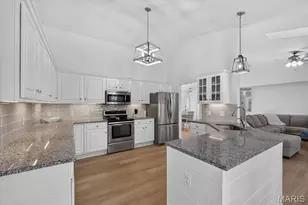 2707 Post Meadows Dr, O'Fallon, MO 63368 - Photo 13