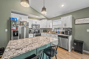 203 Majestic, Waynesville, MO 65583 - Photo 11