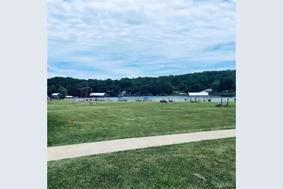 8842 38 36B Bookholtz Drive, French Village, MO 63036 - Photo 35