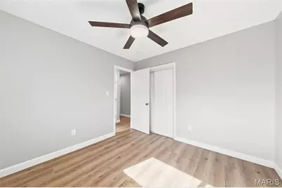 10609 Lochness Court, Saint Louis, MO 63114 - Photo 17