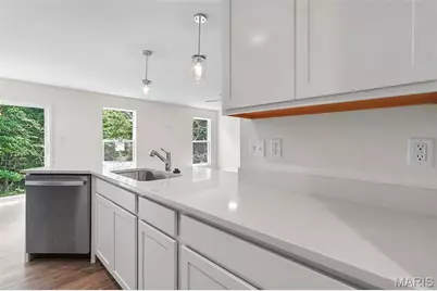 16008 Cinderella Court, Ellisville, MO 63021 - Photo 11