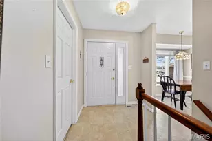 2476 Fox Bridge Ct, Lake Saint Louis, MO 63367 - Photo 5