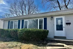 900 La Crosse Dr, Florissant, MO 63031 - Photo 3