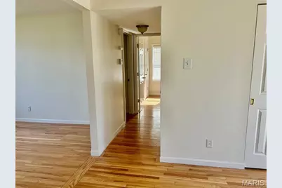 900 La Crosse Drive, Florissant, MO 63031 - Photo 9