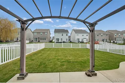 3329 Charlestowne Crossing Drive, Saint Charles, MO 63301 - Photo 25