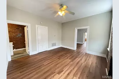 4656 Virginia Avenue, Saint Louis, MO 63111 - Photo 9