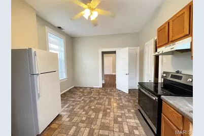 4656 Virginia Avenue, Saint Louis, MO 63111 - Photo 13