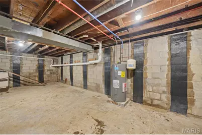 11364 Dorsett Road, Maryland Heights, MO 63043 - Photo 15