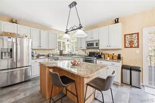 807 Legends View Dr, Eureka, MO 63025 - Photo 17