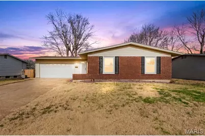 1475 Loveland Drive, Florissant, MO 63031 - Photo 1