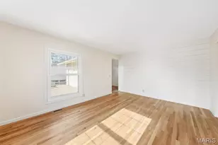 1475 Loveland Dr, Florissant, MO 63031 - Photo 11