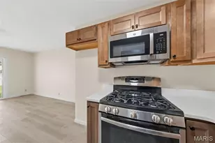 1475 Loveland Dr, Florissant, MO 63031 - Photo 19