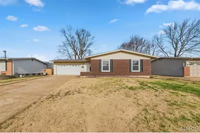 1475 Loveland Drive, Florissant, MO 63031 - Photo 5