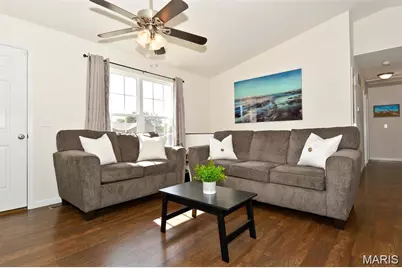 416 Fredricksburg Way, Wright City, MO 63390 - Photo 5