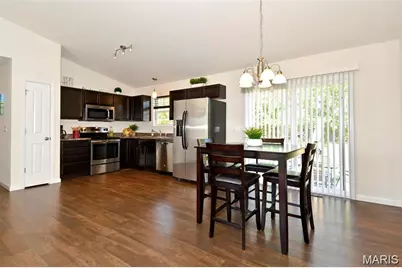 416 Fredricksburg Way, Wright City, MO 63390 - Photo 3