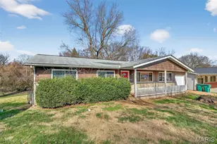 10425 Gardo Ct, Saint Louis, MO 63137 - Photo 3