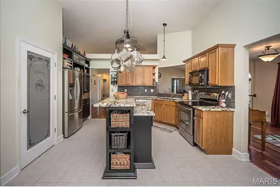 1403 Grizzly Hollow, Wentzville, MO 63385 - Photo 15