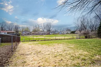 1618 Ventnor Place, Florissant, MO 63031 - Photo 9