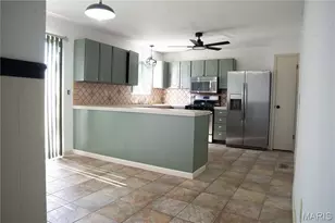 1618 Ventnor Pl, Florissant, MO 63031 - Photo 23