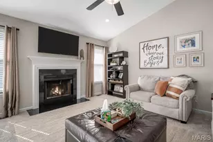 508 Old Moray Pl, Saint Charles, MO 63301 - Photo 3