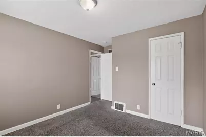 10213 Unicorn Drive, Saint Louis, MO 63137 - Photo 23