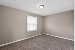 10213 Unicorn Dr, Saint Louis, MO 63137 - Photo 11