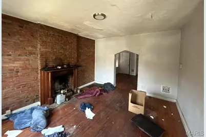 4635 Oregon Avenue, Saint Louis, MO 63111 - Photo 3