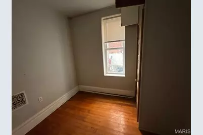 4635 Oregon Avenue, Saint Louis, MO 63111 - Photo 5