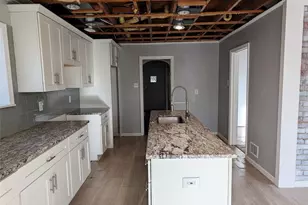 1931 Elm St, Saint Charles, MO 63301 - Photo 25