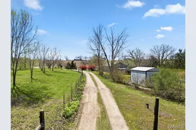 329 Lakeview Road, Old Monroe, MO 63369 - Photo 37