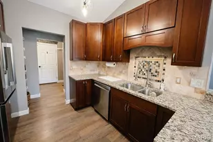 160 Lake Tucci Cir, Wright City, MO 63390 - Photo 9