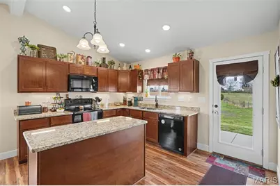 30931 Bonnie Bell Drive, Warrenton, MO 63383 - Photo 15