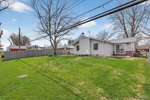 2860 Sussex Dr, Florissant, MO 63033 - Photo 31