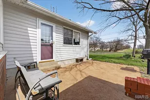 2860 Sussex Dr, Florissant, MO 63033 - Photo 37