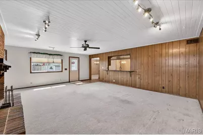 2860 Sussex Drive, Florissant, MO 63033 - Photo 13