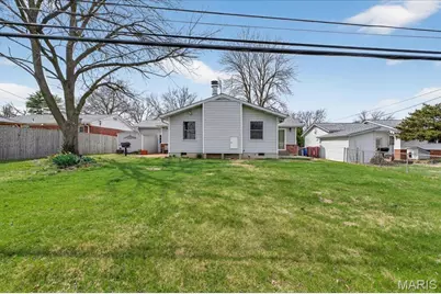 2860 Sussex Drive, Florissant, MO 63033 - Photo 33