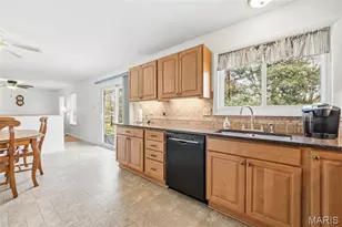 1219 Derbyshire Dr, Manchester, MO 63021 - Photo 25