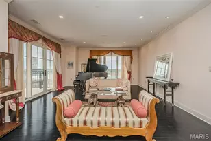 150 Carondelet Plaza, Clayton, MO 63105 - Photo 21