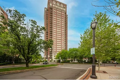 150 Carondelet Plaza #1301, Clayton, MO 63105 - Photo 1