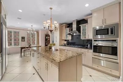 150 Carondelet Plaza #1301, Clayton, MO 63105 - Photo 23