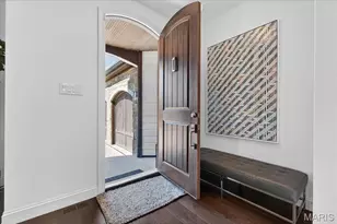 718 Woods of Ladue Ln, Saint Louis, MO 63124 - Photo 9