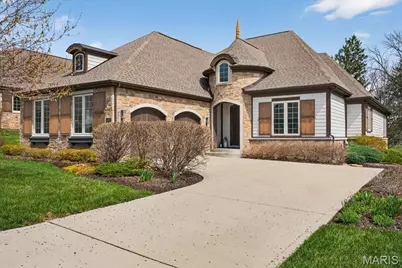 718 Woods Of Ladue Lane, Saint Louis, MO 63124 - Photo 3