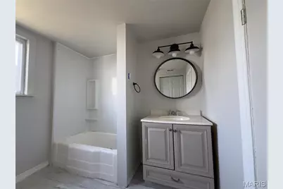 780 Pardella Avenue, Saint Louis, MO 63125 - Photo 9