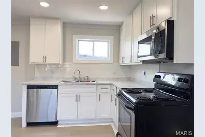 780 Pardella Avenue, Saint Louis, MO 63125 - Photo 5